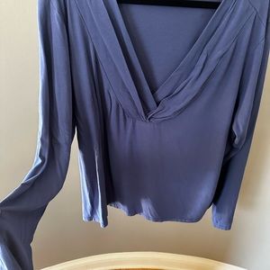 Coldwater Creek draped V-neck top in beautiful periwinkle.